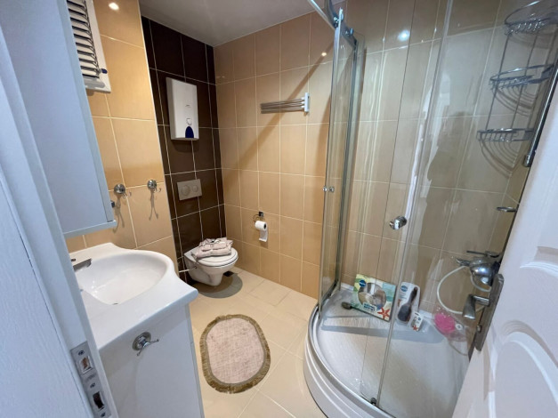 Меблированная квартира планировки 1+1, 65м2 в популярном районе Махмутлар - Ракурс 4