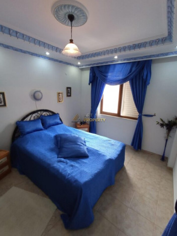 Меблированная квартира планировки 3+1, 130м2 с отдельной кухней в центре Алании - Ракурс 4