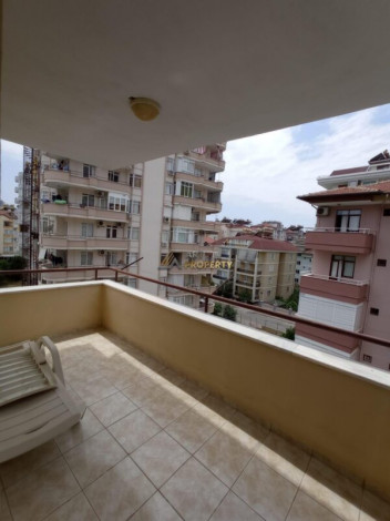 Меблированная квартира планировки 3+1, 130м2 с отдельной кухней в центре Алании - Ракурс 7