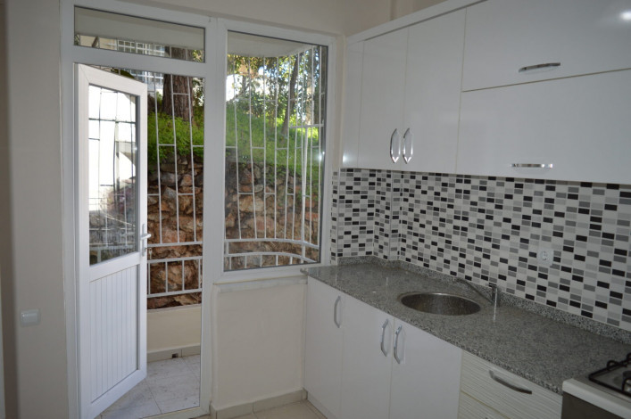 Квартира планировки 1+1, 75м2 у подножья крепости в центре города Аланья - Ракурс 3