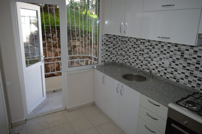 Квартира планировки 1+1, 75м2 у подножья крепости в центре города Аланья - Ракурс 4