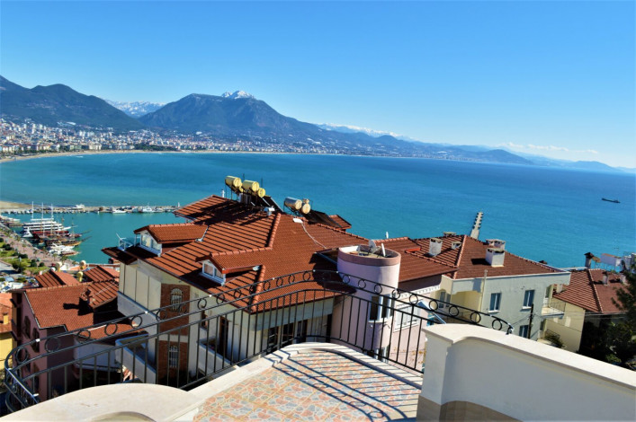 Квартира планировки 1+1, 75м2 у подножья крепости в центре города Аланья - Ракурс 13