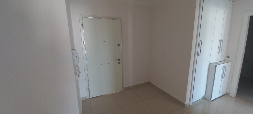 Квартира планировки 2+1, 105м2 с видом на Торосские горы в районе Кестель - Ракурс 26