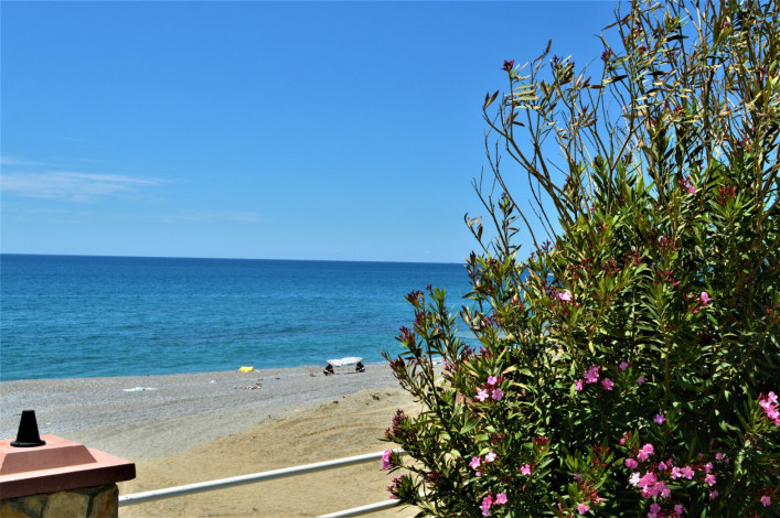 Квартира планировки 2+1, 115м2с видом на море в жилом комплексе в районе Кестель - Ракурс 10