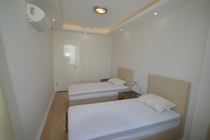 Квартира планировки 2+1, 115м2с видом на море в жилом комплексе в районе Кестель - Ракурс 17