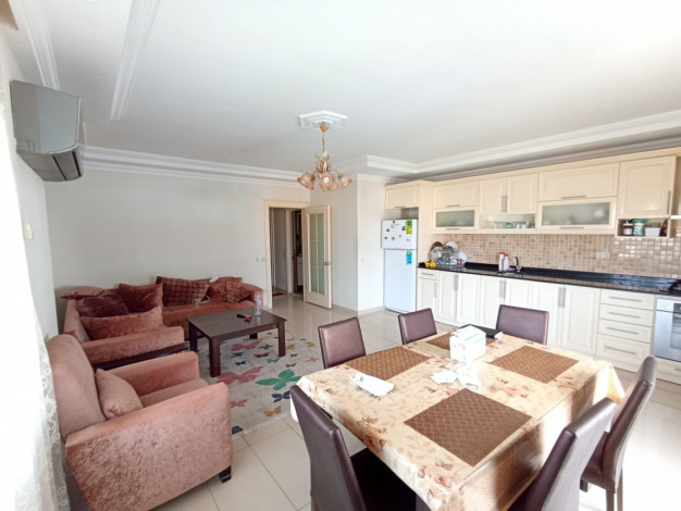 Меблированный пентхаус планировки 4+1, 160м2 в шаговой доступности от моря в районе Оба - Ракурс 6