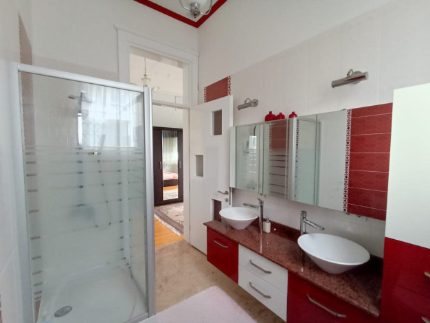 Вилла планировки 5+1, 230м2 для большой семьи в живописном районе Дымчай - Ракурс 25