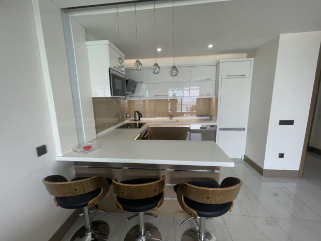 Апартаменты планировки 1+1, 60м2 в комплексе люкс класса с видом на Средиземное море, район Каргыджак - Ракурс 6