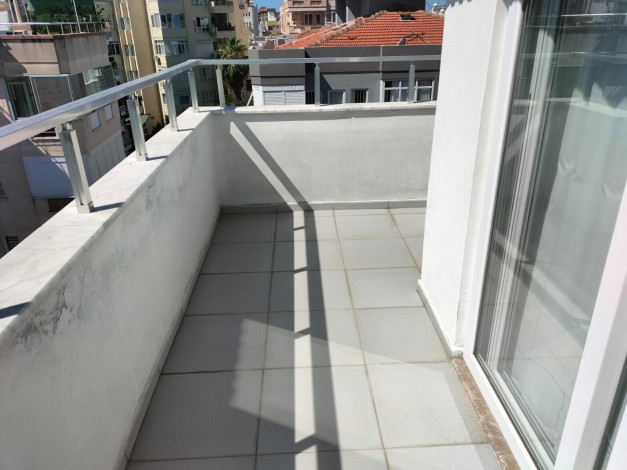 Меблированный пентхаус планировки 2+1, 106м2 в современном жилом комплексе в шаговой доступности от Клеопатры - Ракурс 10