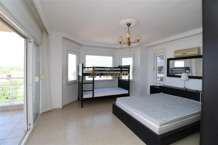 Просторная вилла планировки 3+1, 270м2 с видом на Средиземное море, район Каргыджак - Ракурс 33