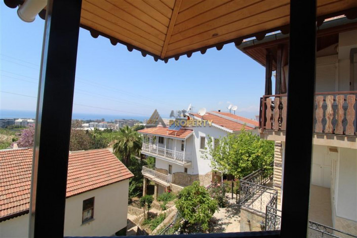 Вилла планировки 3+1, 140м2 в шаговой доступности от моря в живописном районе Каргыджак - Ракурс 11