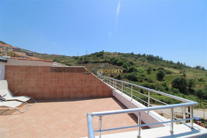 Вилла планировки 3+1, 140м2 в шаговой доступности от моря в живописном районе Каргыджак - Ракурс 23