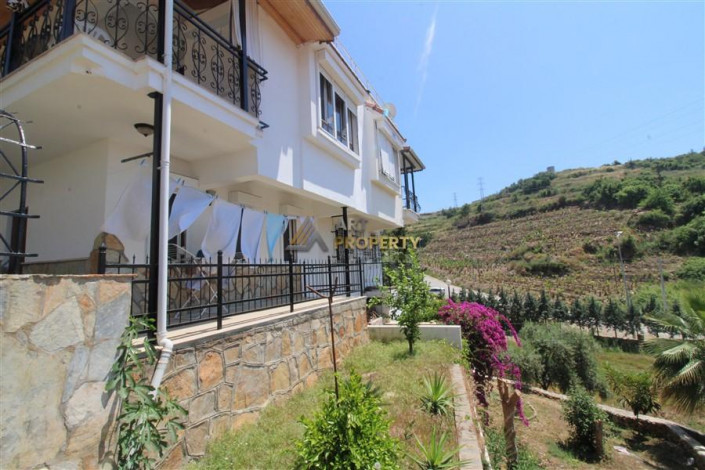 Вилла планировки 3+1, 140м2 в шаговой доступности от моря в живописном районе Каргыджак - Ракурс 26