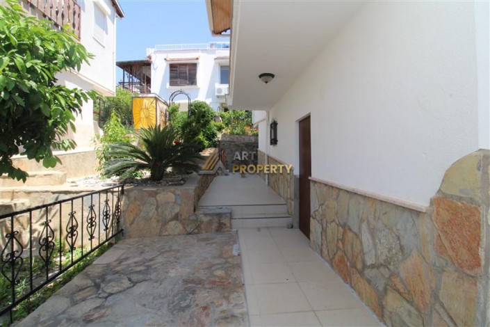 Вилла планировки 3+1, 140м2 в шаговой доступности от моря в живописном районе Каргыджак - Ракурс 28