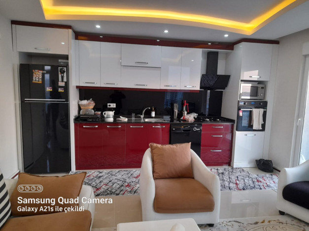 Просторный видовой пентхаус планировки 3+2, 200м2 в районе Махмутлар - Ракурс 3