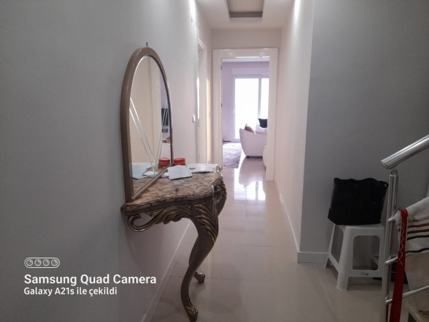 Просторный видовой пентхаус планировки 3+2, 200м2 в районе Махмутлар - Ракурс 5