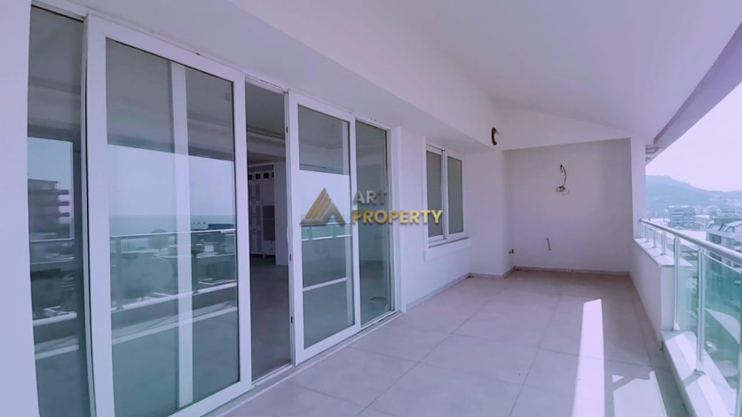 Пентхаус планировки 2+1, 200м2 в жилом комплексе в районе Махмутлар - Ракурс 18