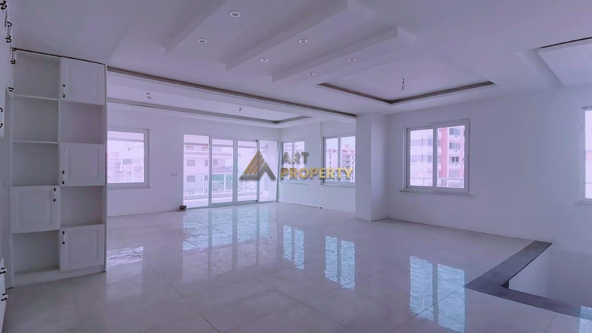 Пентхаус планировки 2+1, 200м2 в жилом комплексе в районе Махмутлар - Ракурс 24