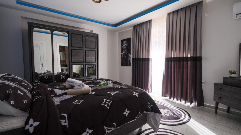 Квартира планировки 1+1 с большой площадью 90м2 в районе Махмутлар - Ракурс 6