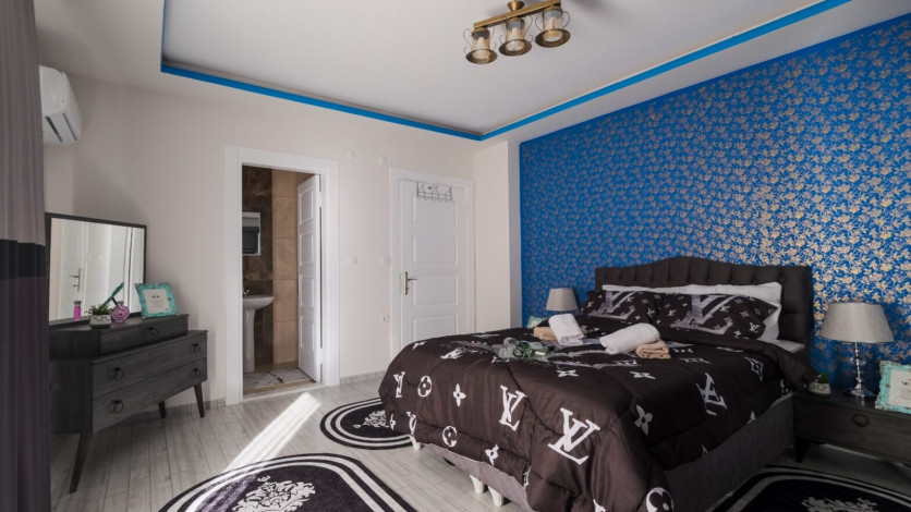 Квартира планировки 1+1 с большой площадью 90м2 в районе Махмутлар - Ракурс 9