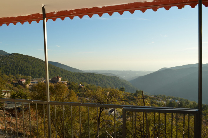 Уютный домик планировки 1+1, 75м2 в горной местности в Аланье - Ракурс 4