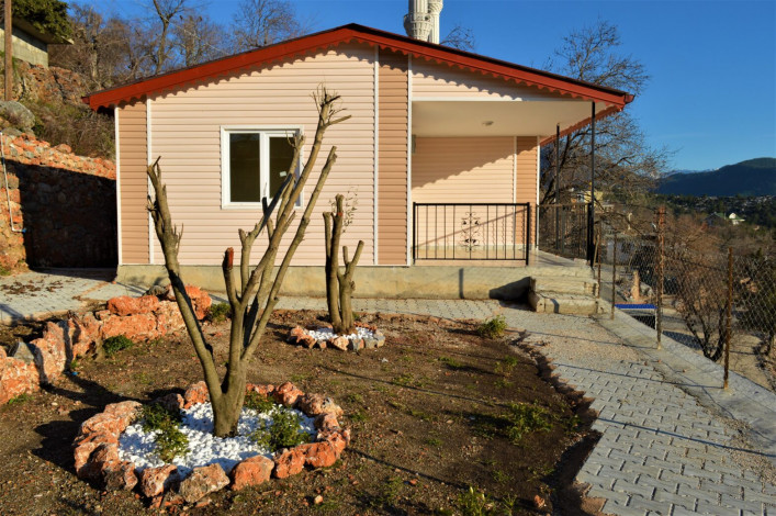 Уютный домик планировки 1+1, 75м2 в горной местности в Аланье - Ракурс 16