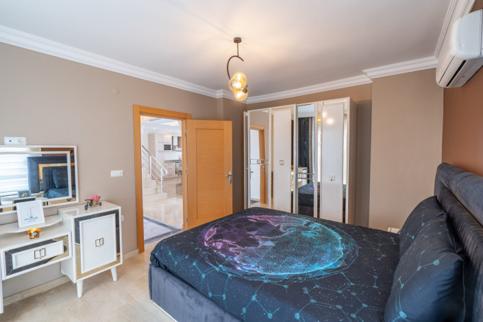 Меблированный пентхаус планировки 3+1, 180м2 в районе Тепе, Аланья - Ракурс 8