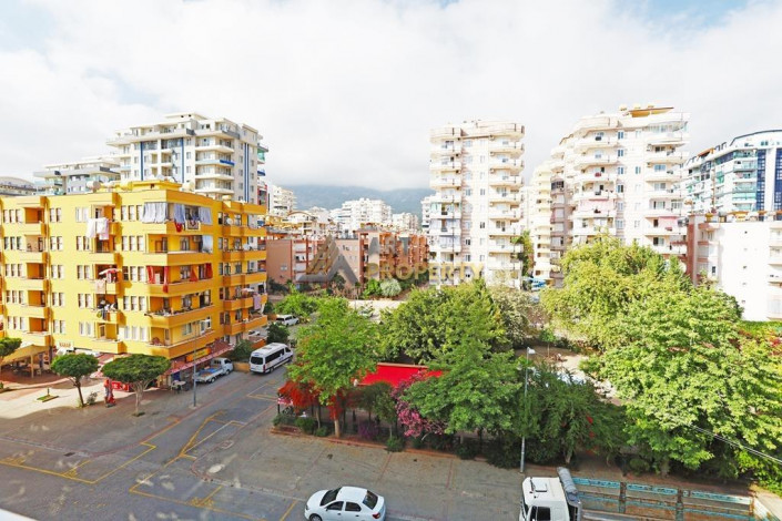 Просторная двухкомнатная квартира рядом с морем в Махмутлар, 75 м2 - Ракурс 12