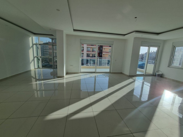 Квартира планировки 2+1 с большой площадью 140м2 в районе Махмутлар - Ракурс 8