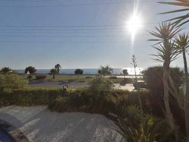 Отличная меблированная квартира планировки 2+1, 115м2 с прямым видом на Средиземное море, район Каргыджак - Ракурс 7