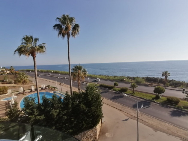 Отличная меблированная квартира планировки 2+1, 115м2 с прямым видом на Средиземное море, район Каргыджак - Ракурс 17