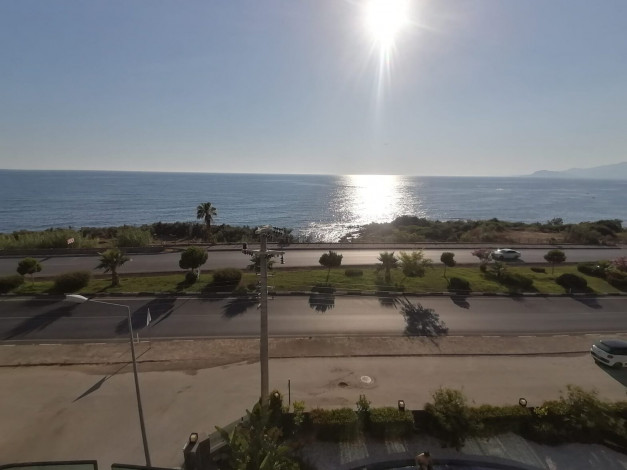 Отличная меблированная квартира планировки 2+1, 115м2 с прямым видом на Средиземное море, район Каргыджак - Ракурс 24