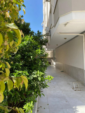 Меблированная квартира планировки 2+1, 110м2 в шаговой доступности от моря, Махмутлар - Ракурс 8