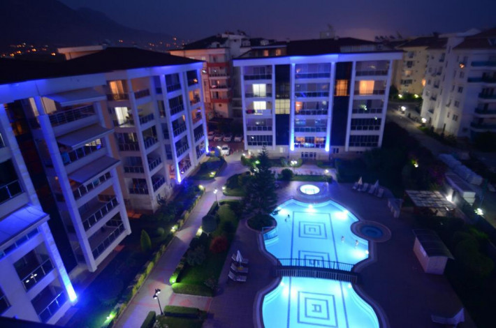 Большая квартира с видом на море на первой линии в Кестель, 135м2 - Ракурс 9