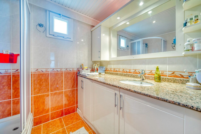 Меблированная квартира планировки 2+1, 130м2 с прямым видом на море, район Махмутлар - Ракурс 9