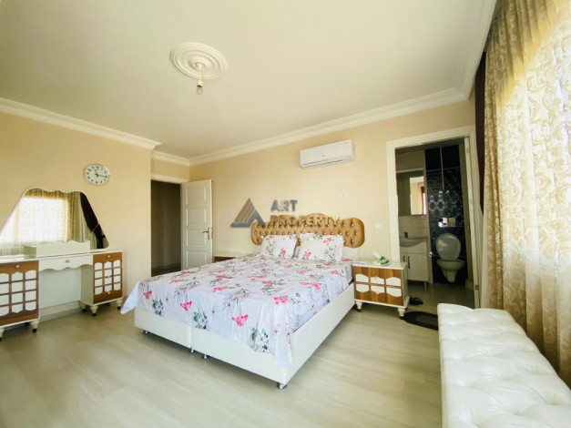 Уютная меблированная квартира 2+1, 130м2 с видом на море и на горы, район Кестель - Ракурс 7