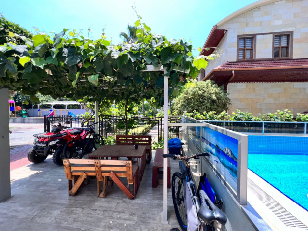 Видовая квартира планировки 3+1, 135м2 в жилом комплексе, район Махмутлар - Ракурс 4