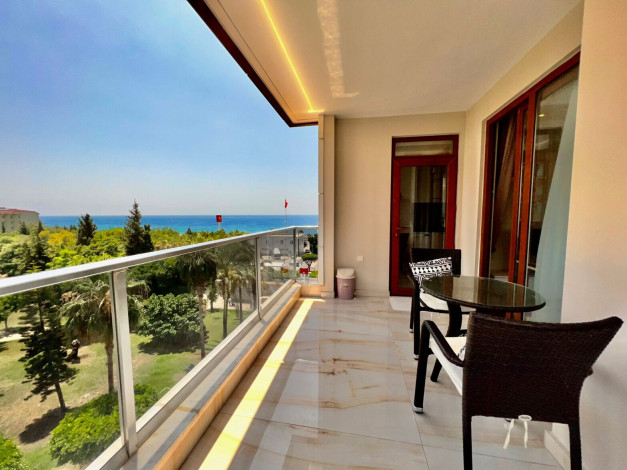 Видовая квартира планировки 3+1, 135м2 в жилом комплексе, район Махмутлар - Ракурс 10