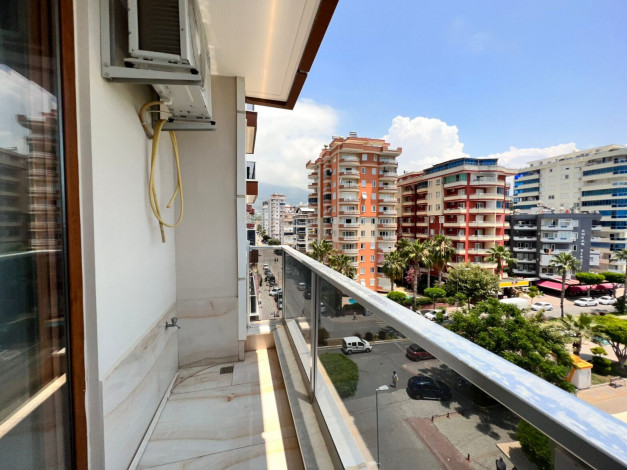 Видовая квартира планировки 3+1, 135м2 в жилом комплексе, район Махмутлар - Ракурс 23