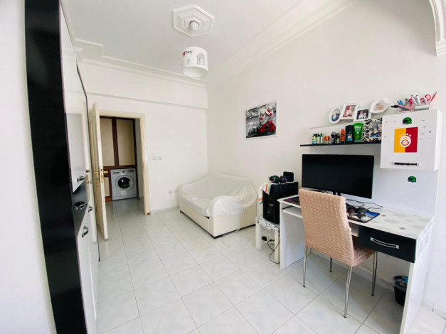 Просторная квартира планировки 3+1, 120м2 с отдельной кухней, район Махмутлар - Ракурс 5