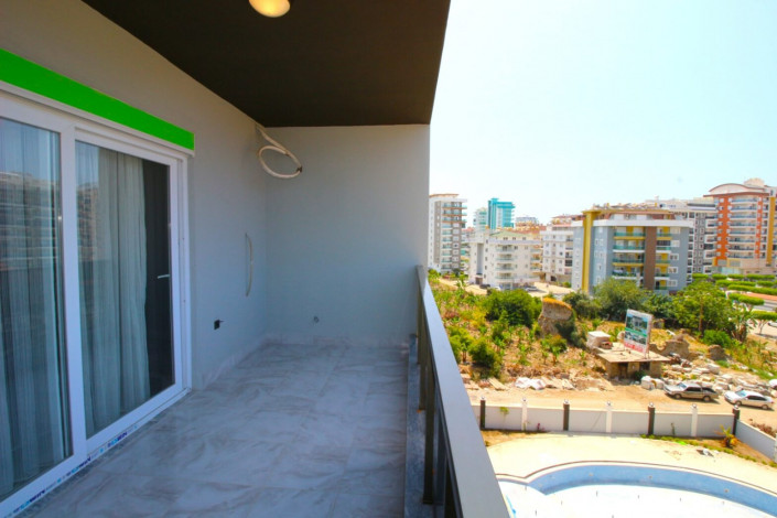 Уютный меблированный пентхаус планировки 3+1, 135м2 в районе Махмутлар - Ракурс 18