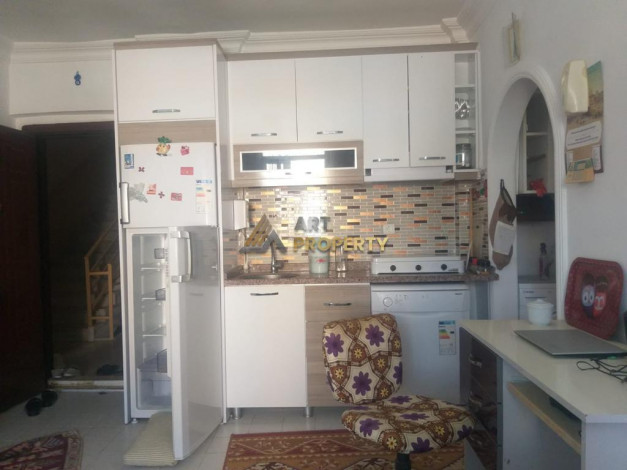 Квартира 1+1 в Махмутларе, район вторничного рынка. Срочная продажа! 65 м2 - Ракурс 6