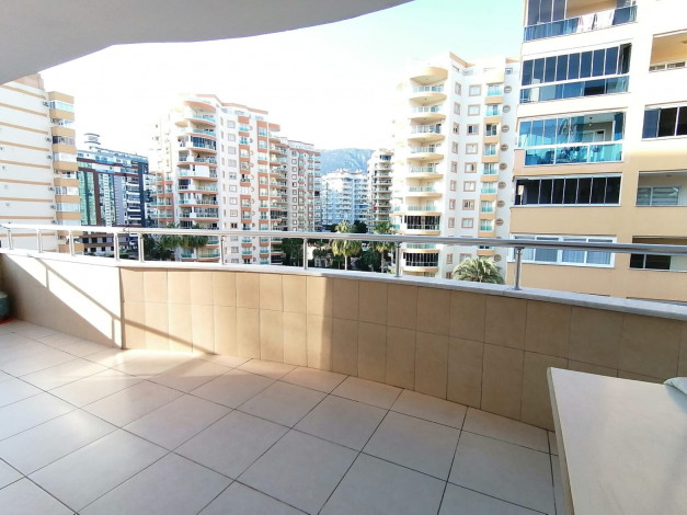 Пентхаус планировки 3+1, 250м2 в жилом комплексе, район Махмутлар - Ракурс 8