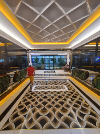 Меблированная квартира планировки 1+1, 70м2 в роскошном жилом комплексе, Махмутлар - Ракурс 11