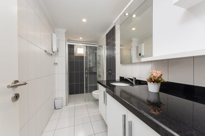 Меблированные апартаменты планировки 1+1, 77м2 в живописном районе Авсаллар - Ракурс 6