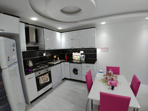 Меблированные апартаменты планировки 1+1, 65м2 в жилом комплексе, район Кестель - Ракурс 11