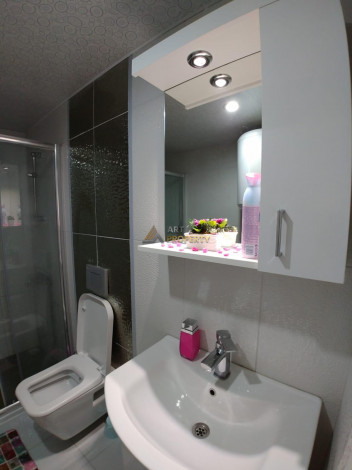 Меблированные апартаменты планировки 1+1, 65м2 в жилом комплексе, район Кестель - Ракурс 12