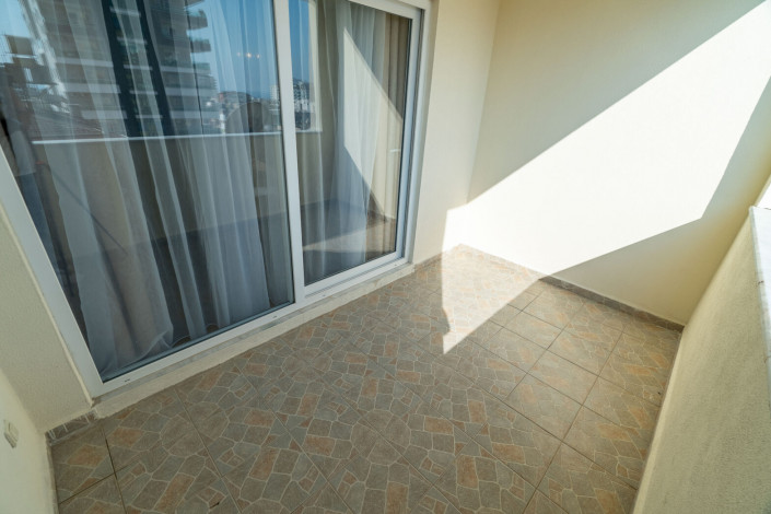 Меблированная квартира планировки 1+1, 60м2 в популярном жилом комплексе, Махмутлар - Ракурс 12