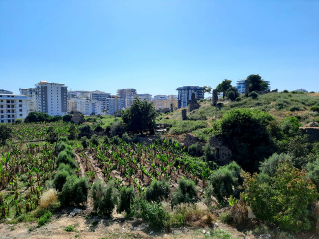 Новая меблированная квартира планировки 1+1, 55м2 с видом на древний город Наула, Махмутлар - Ракурс 15