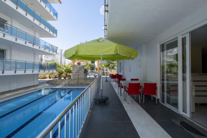 Просторная квартира планировки 1+1, 80м2 в живописном районе Авсаллар - Ракурс 12